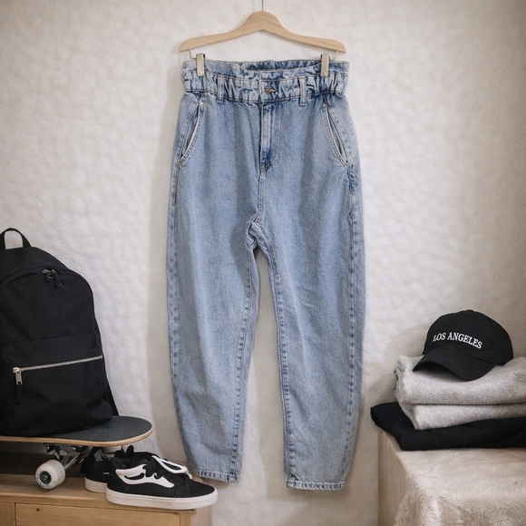 Zara Denim - Zara Paperbag Waist Mom Jeans High Rise Tapered Denim Size 4